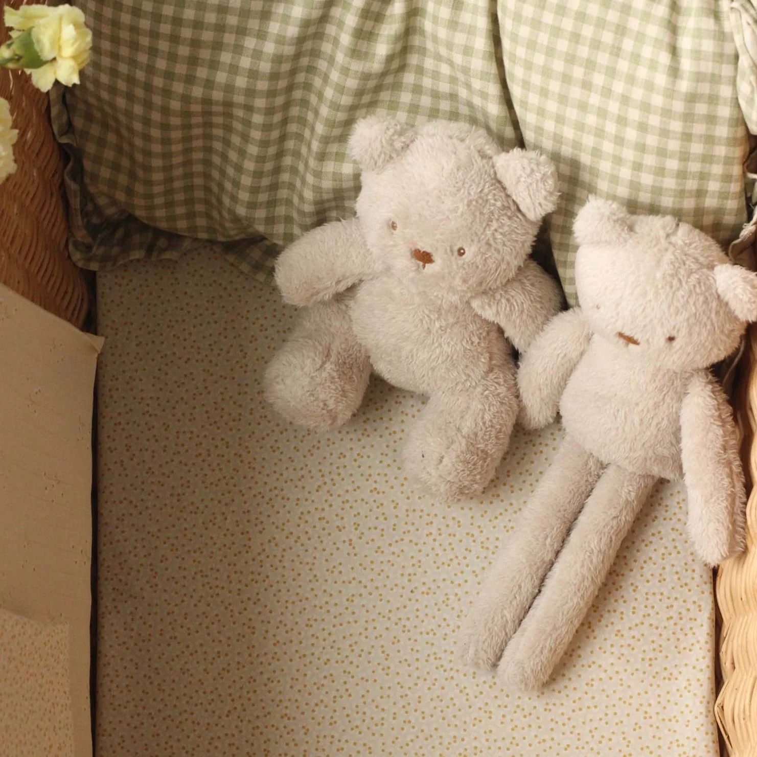 Avery Row Cotbed Fitted Sheet - Image 2