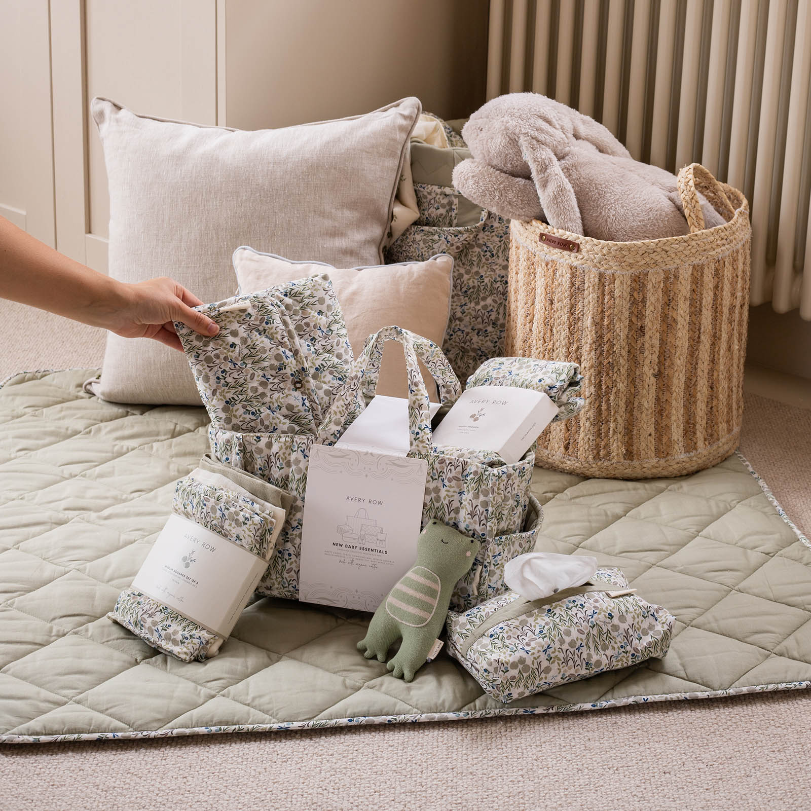 Avery Row New Baby Essentials Gift Set - Riverbank - Image 3