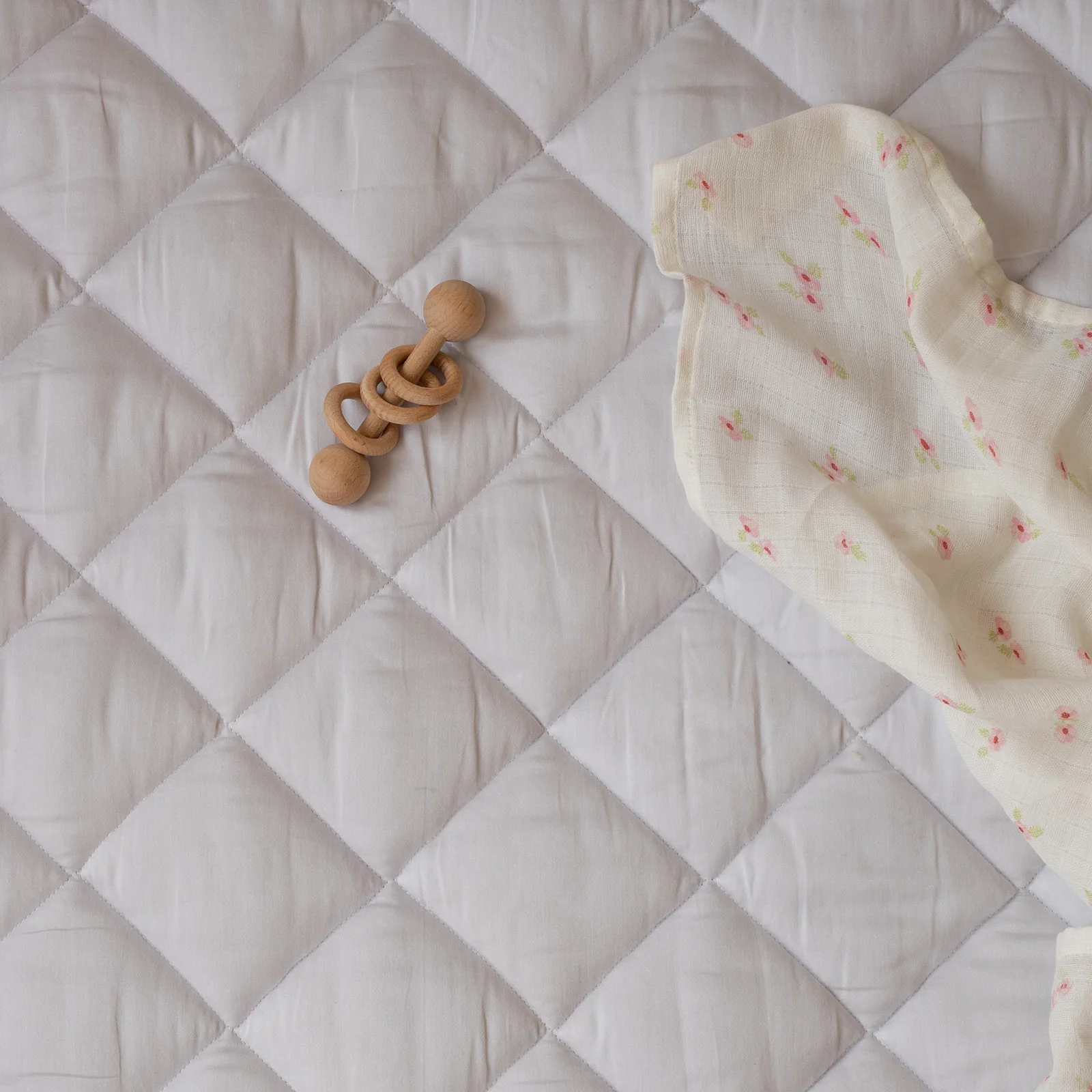 Avery Row Stay & Play Mat - Wildflower Garden - Image 4
