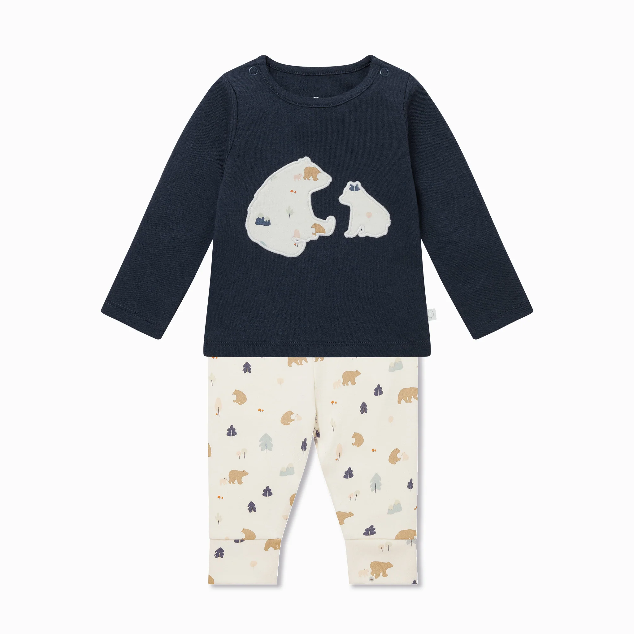 Bear T-Shirt & Leggings Outfit
