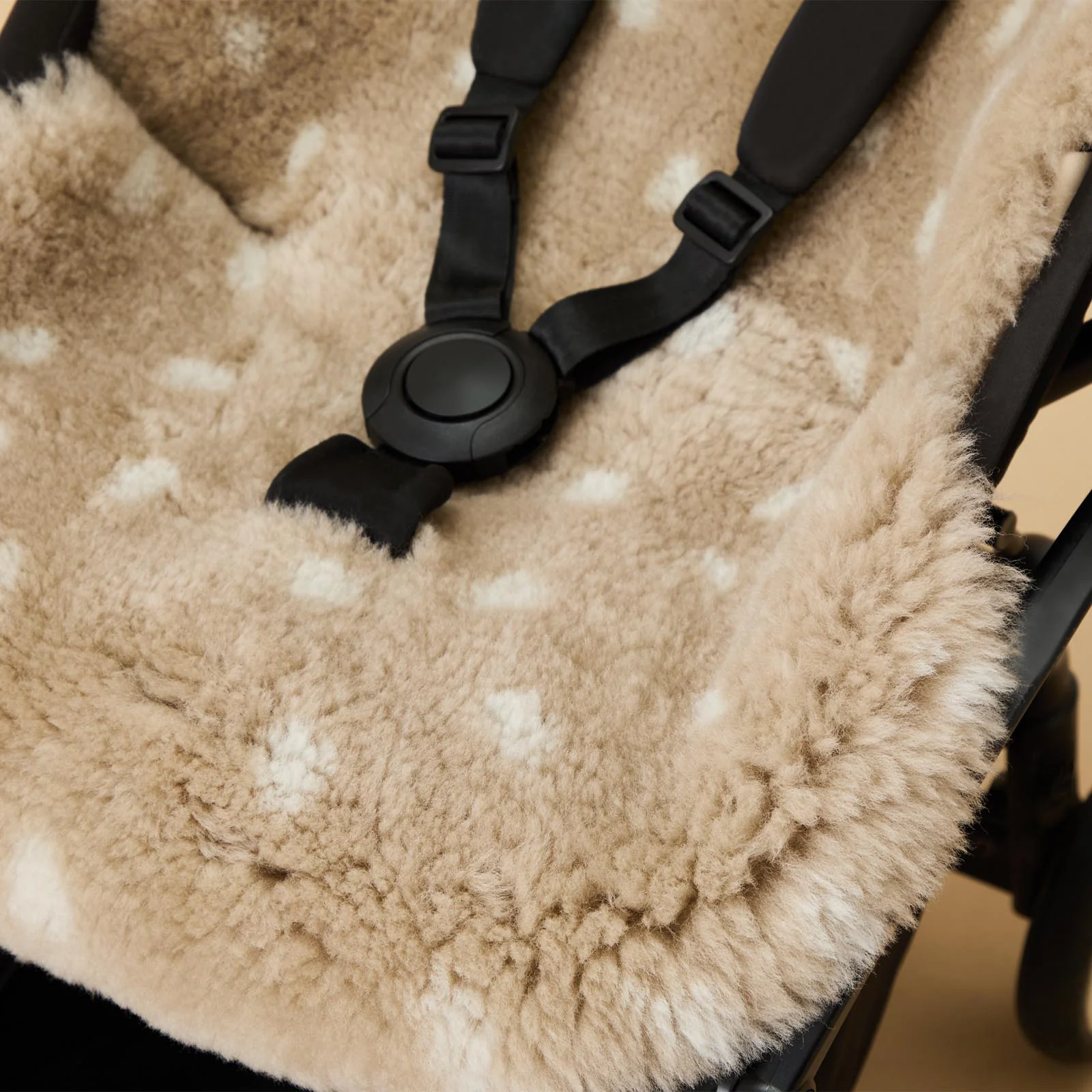 MORI x BINIBAMBA Fawn Sheepskin Snuggler - Image 5