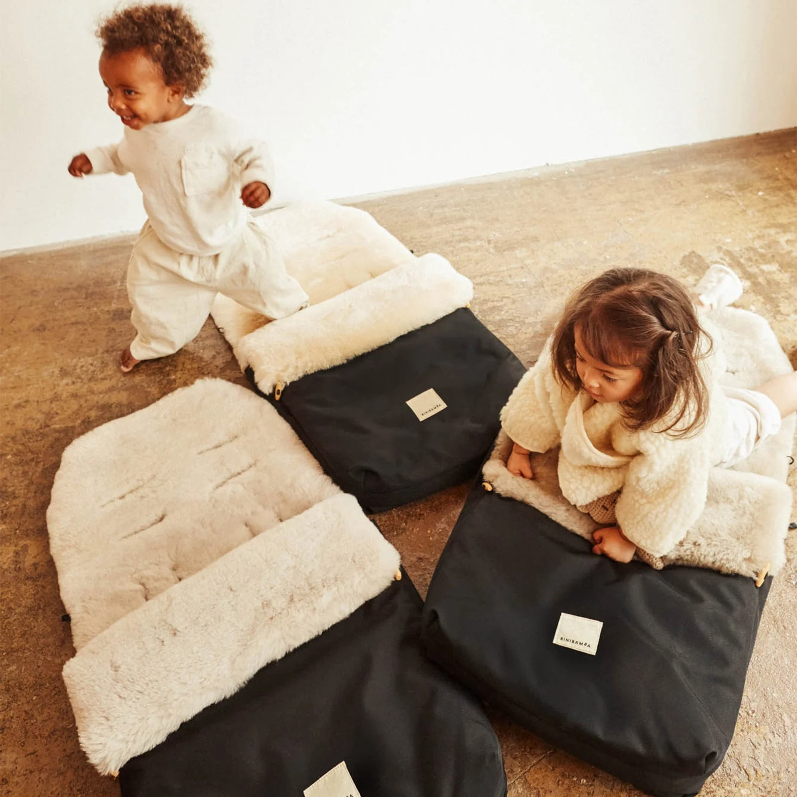 Binibamba Sheepskin Puffmuff Fixed Harness - Milk - Image 3