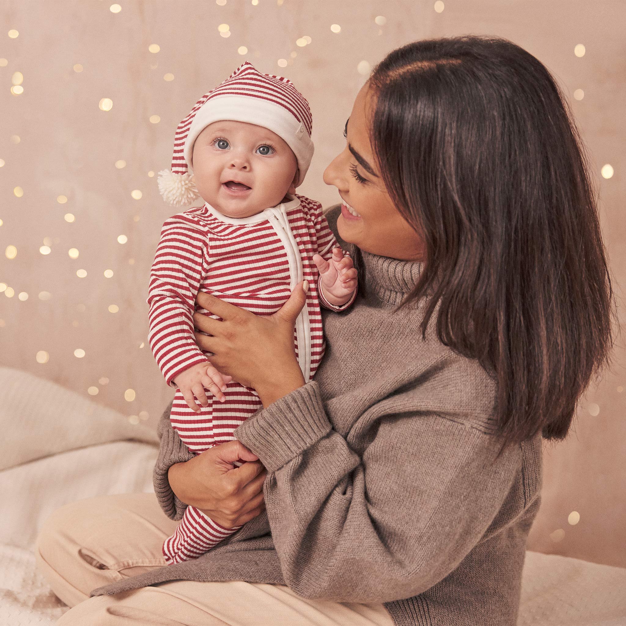 Christmas Clever Zip Sleepsuit 2 Pack - Image 4