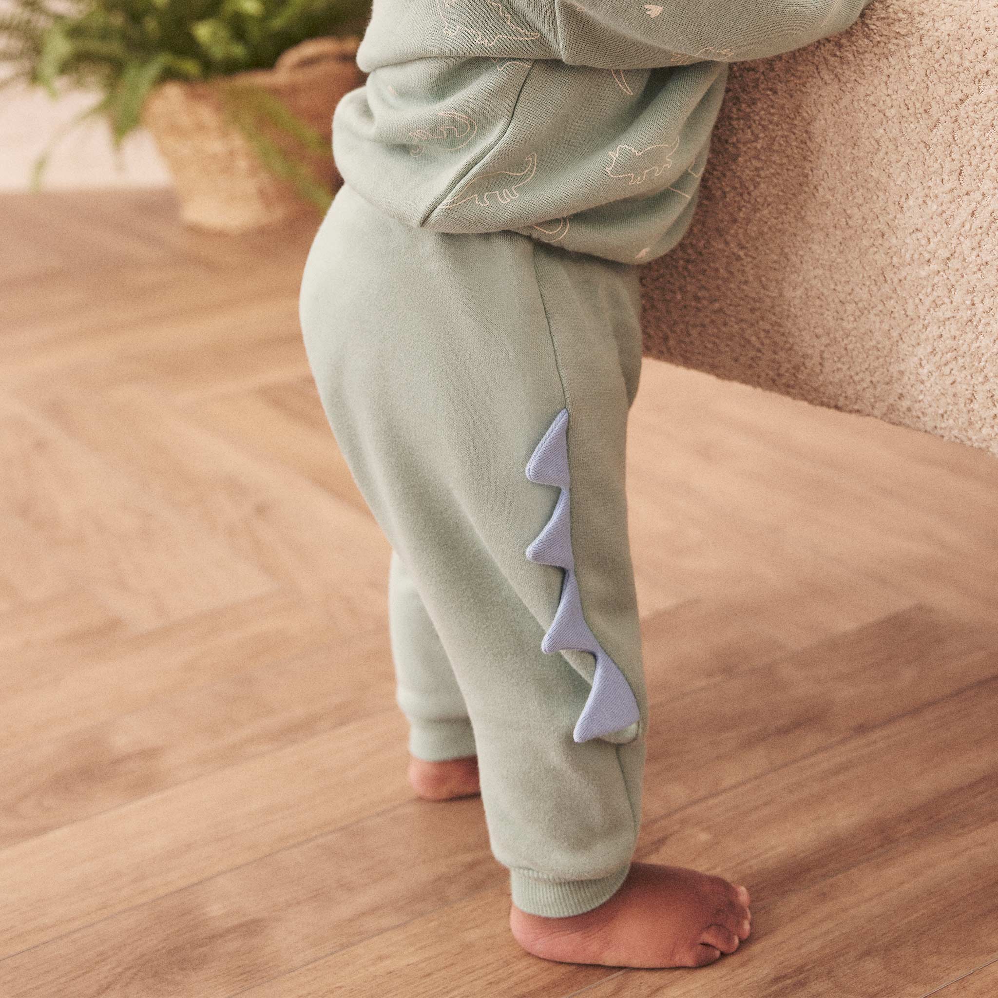 Dino Print Sweatshirt & Joggers Outfit - Image 6