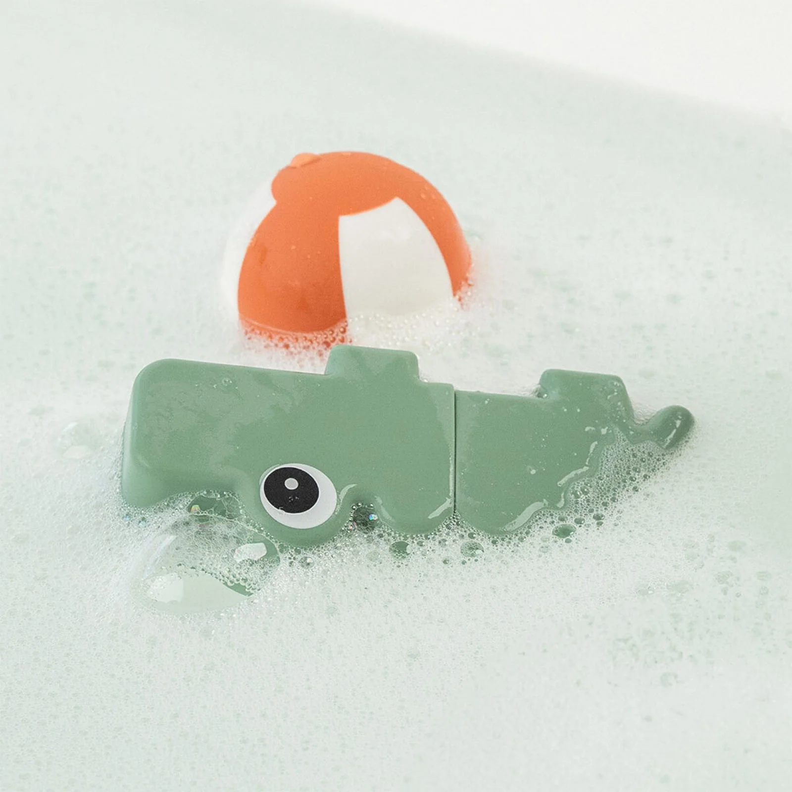 Done By Deer Bath Squirter Toy Croco Green - Image 3