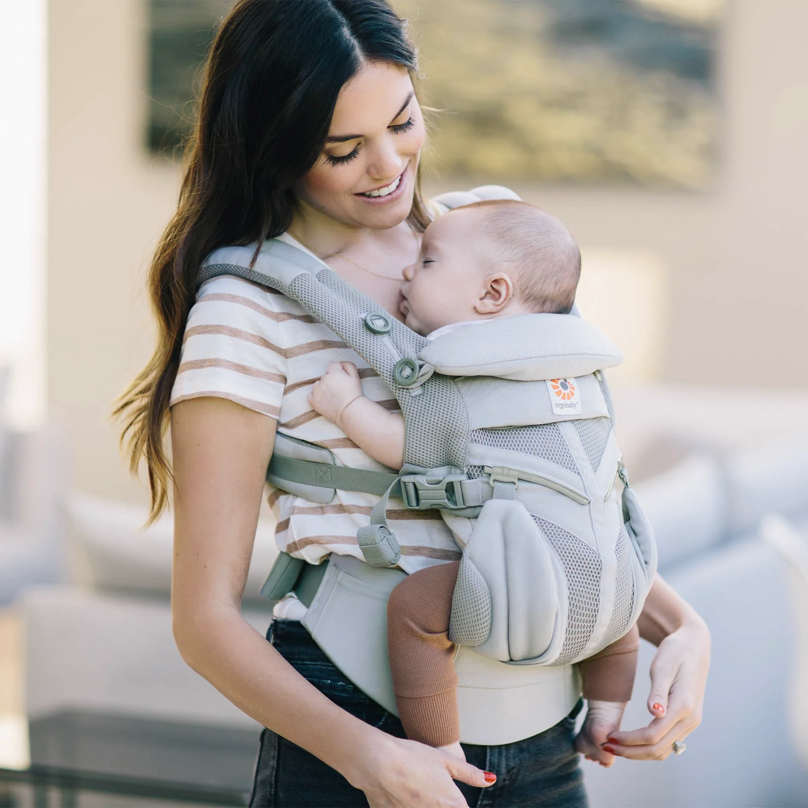 Ergobaby Omni 360 Cool Air Mesh Carrier - Image 3