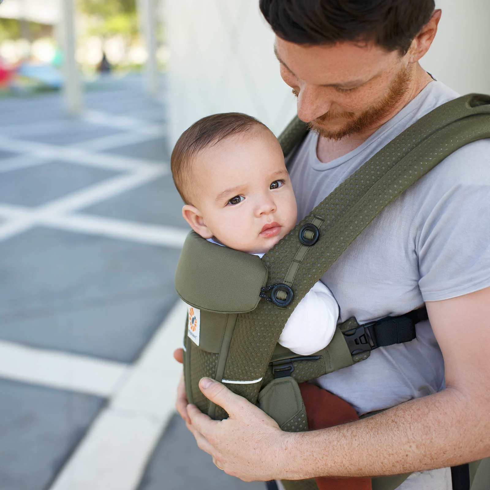 Ergobaby Omni™ Breeze Baby Carrier - Image 23