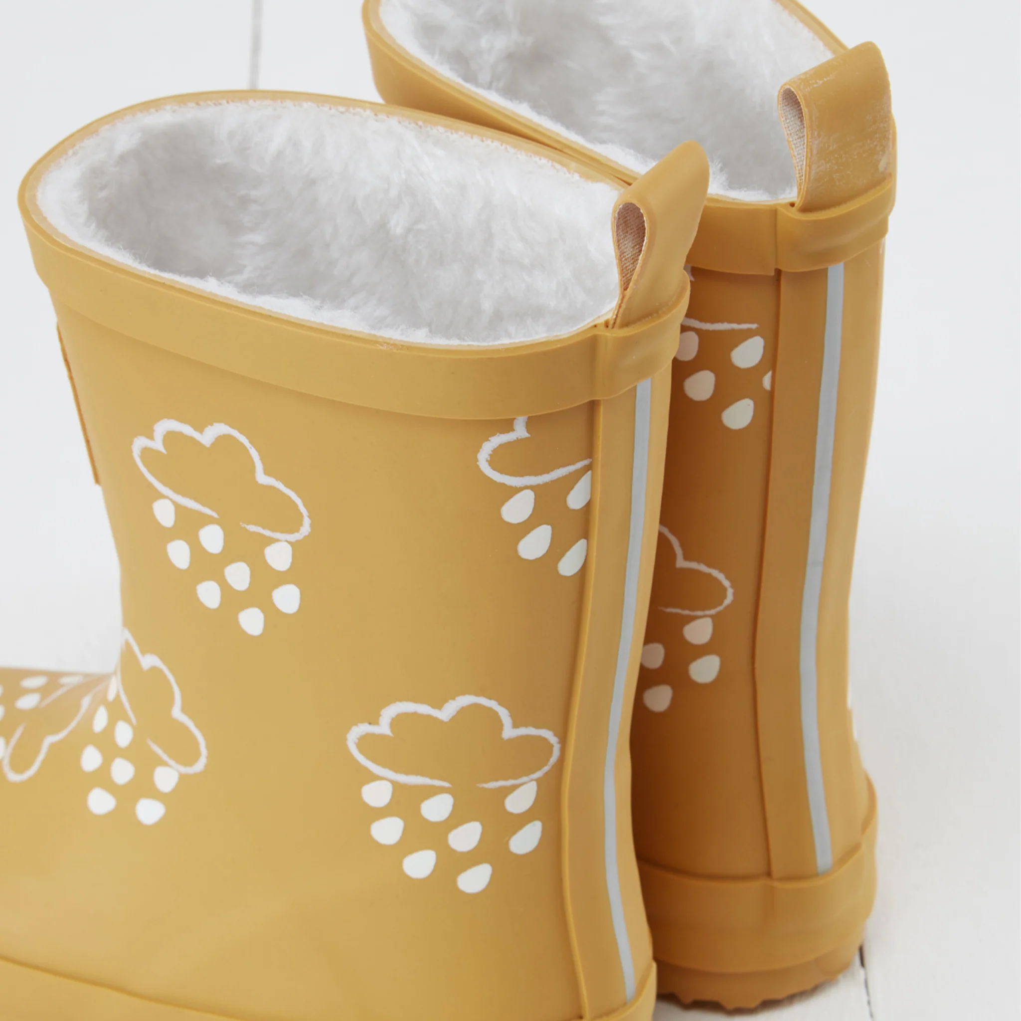 Grass & Air Colour-Revealing Wellies with Teddy Fleece Lining - Image 3