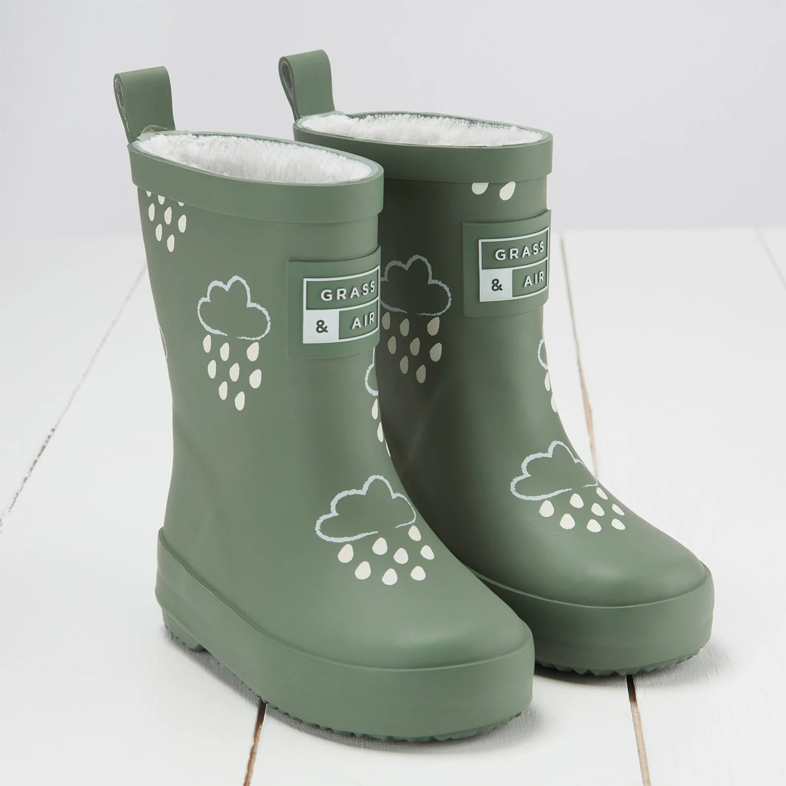 Grass & Air Colour-Revealing Wellies with Teddy Fleece Lining - Image 8
