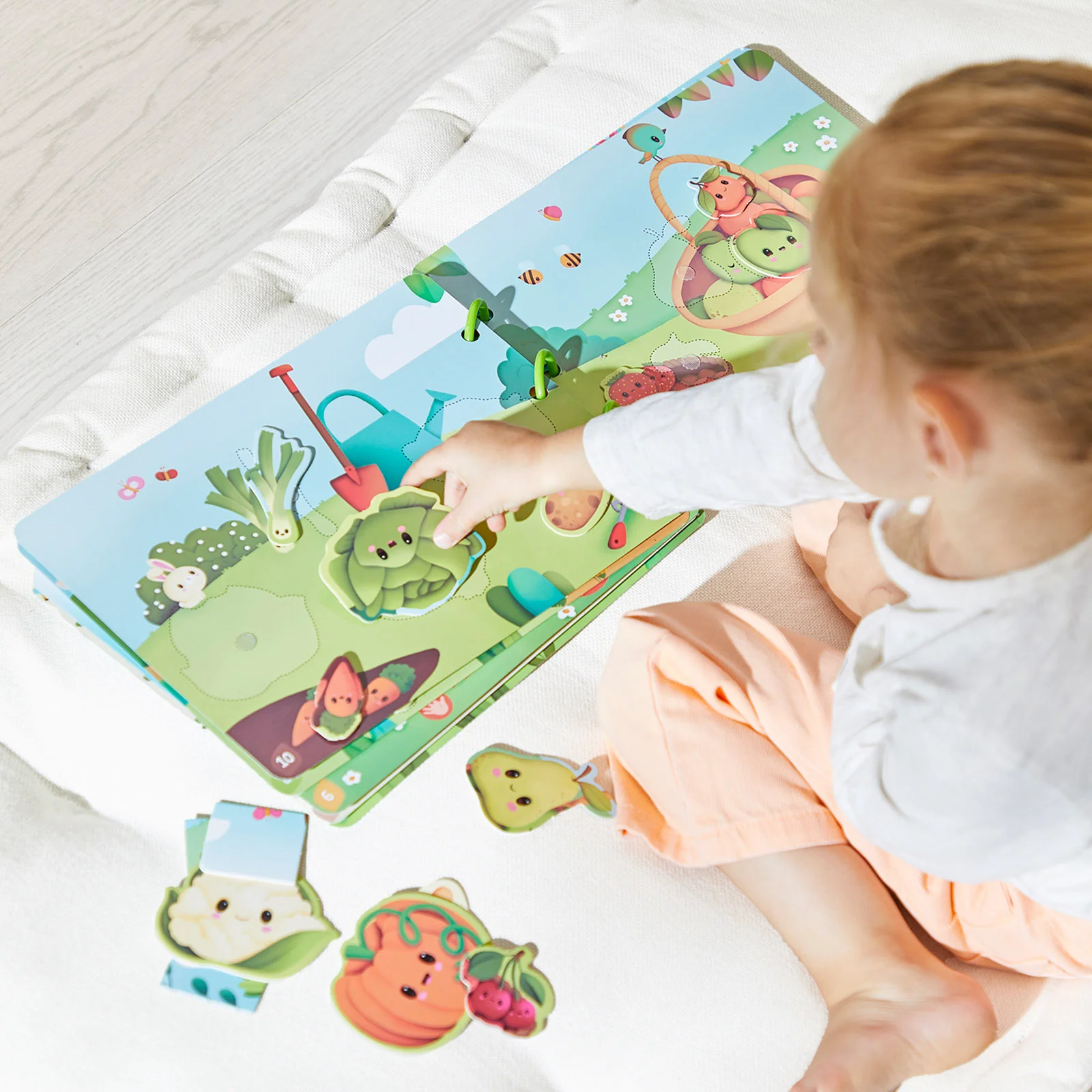 Janod Busy Book - Farm - Image 7
