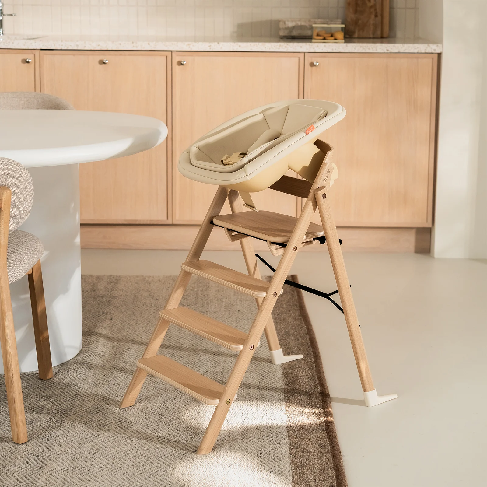 KAOS Klapp Newborn Seat - Desert Sand - Image 3