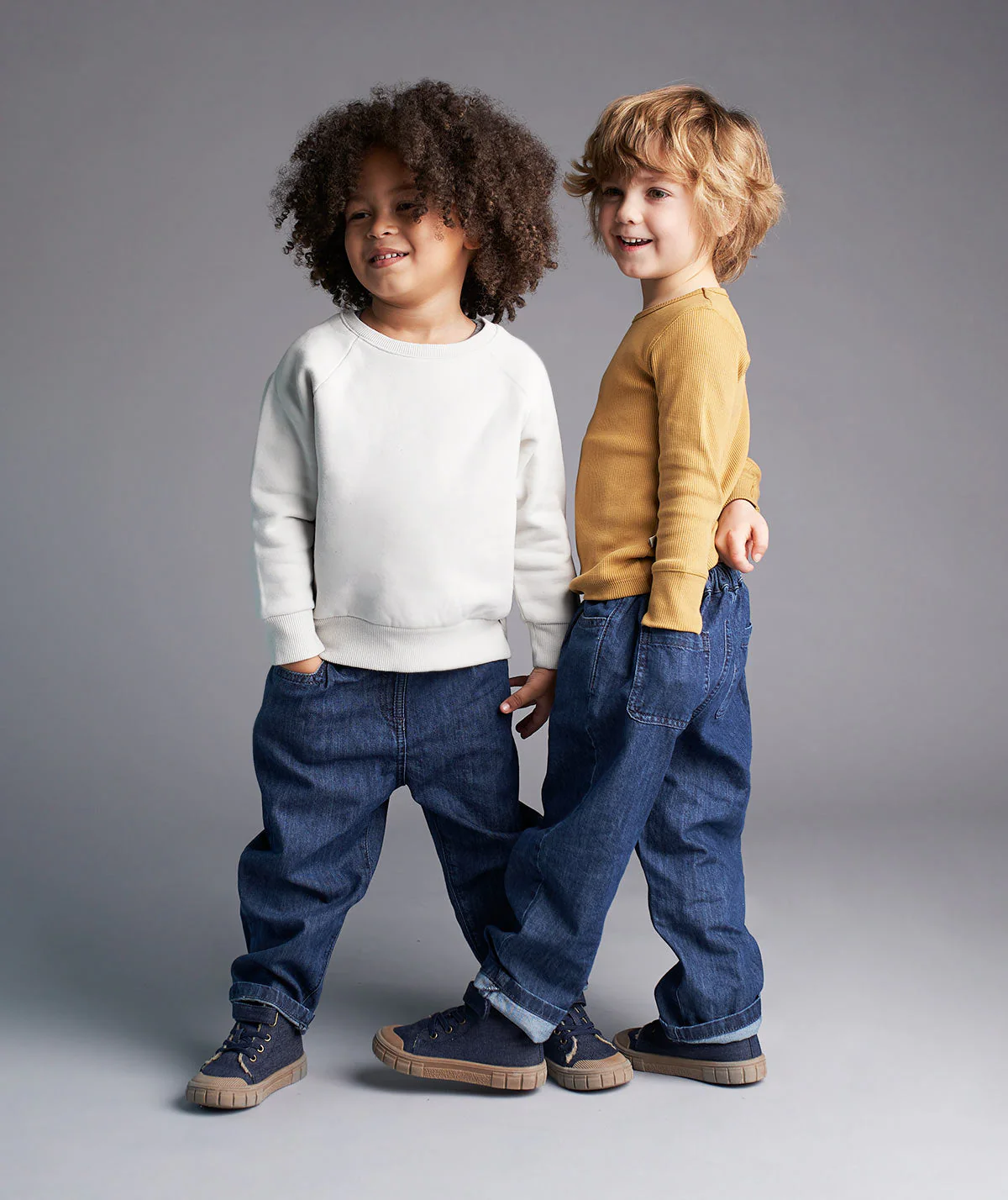 KIDLY by MORI Jeans