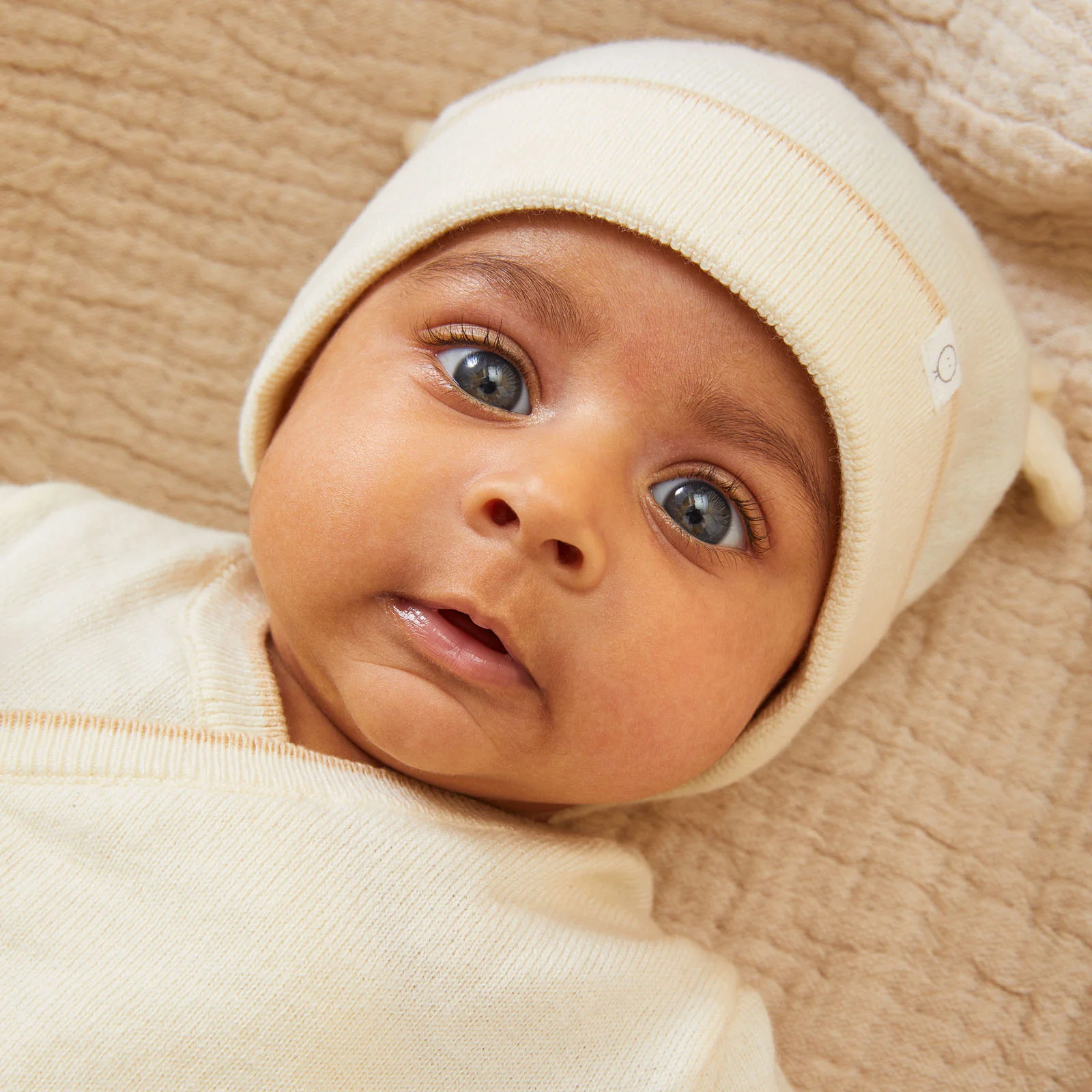 My First Knitted Wool Romper & Hat - Image 3