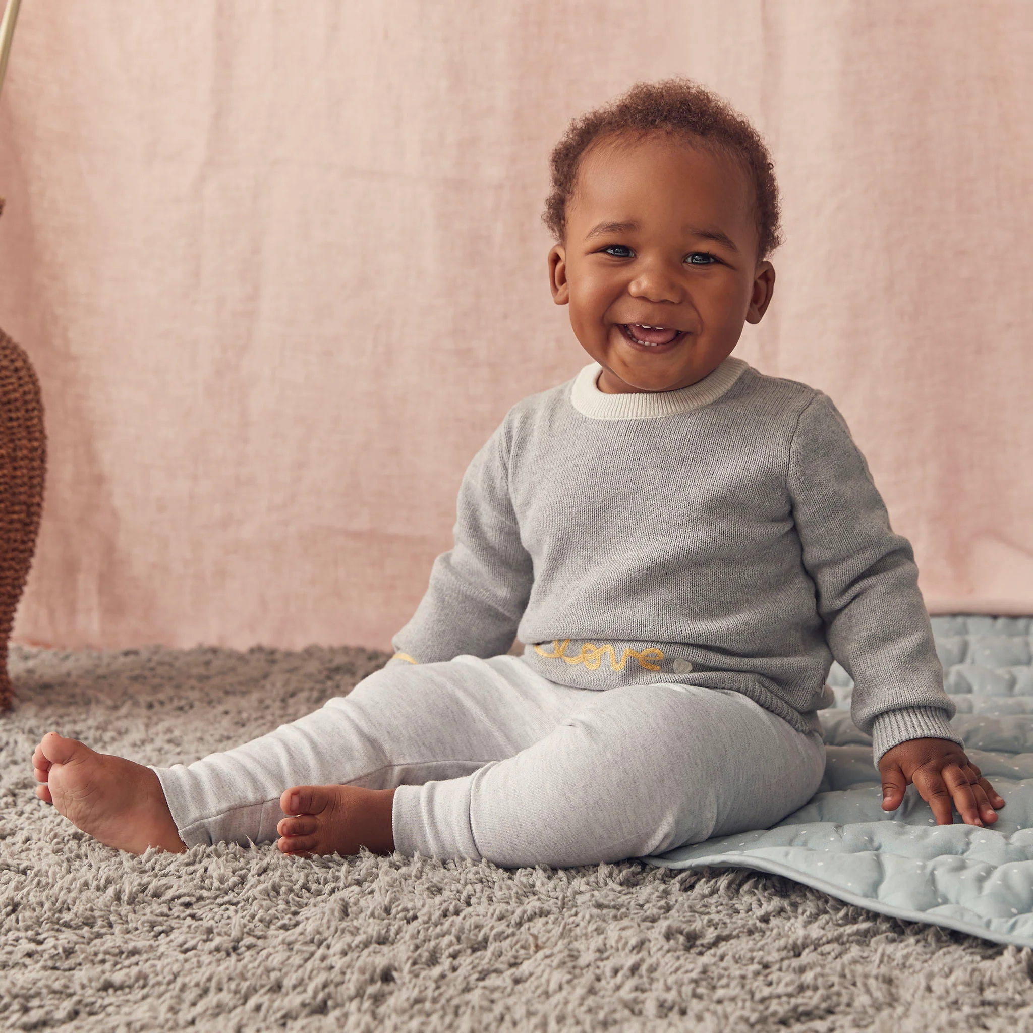 Knitted Slogan Jumper & Leggings Outfit - Image 4