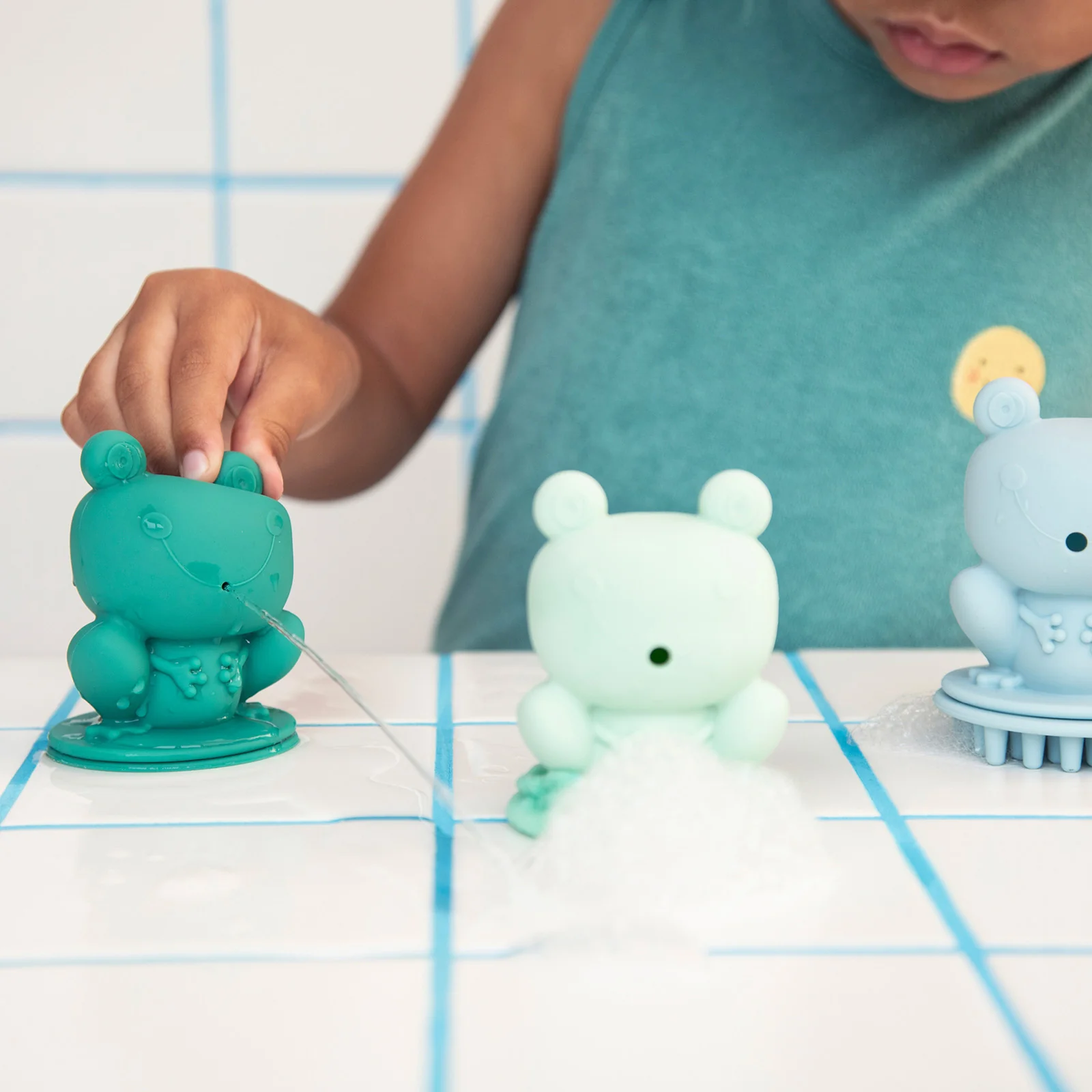 Lilliputiens Bath Frog Set - Image 3