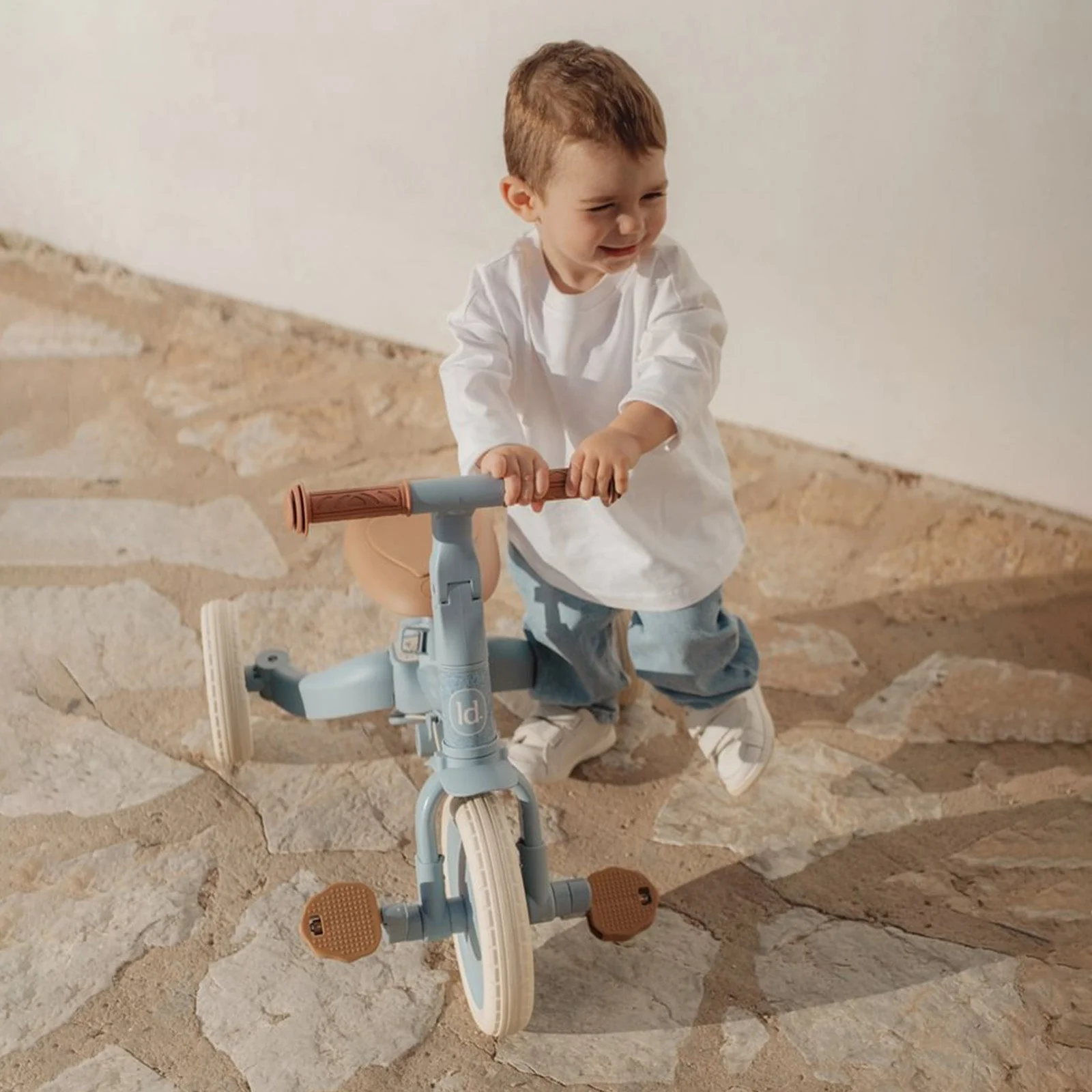 Little Dutch 4 in 1 Tricycle – Blue - Image 2
