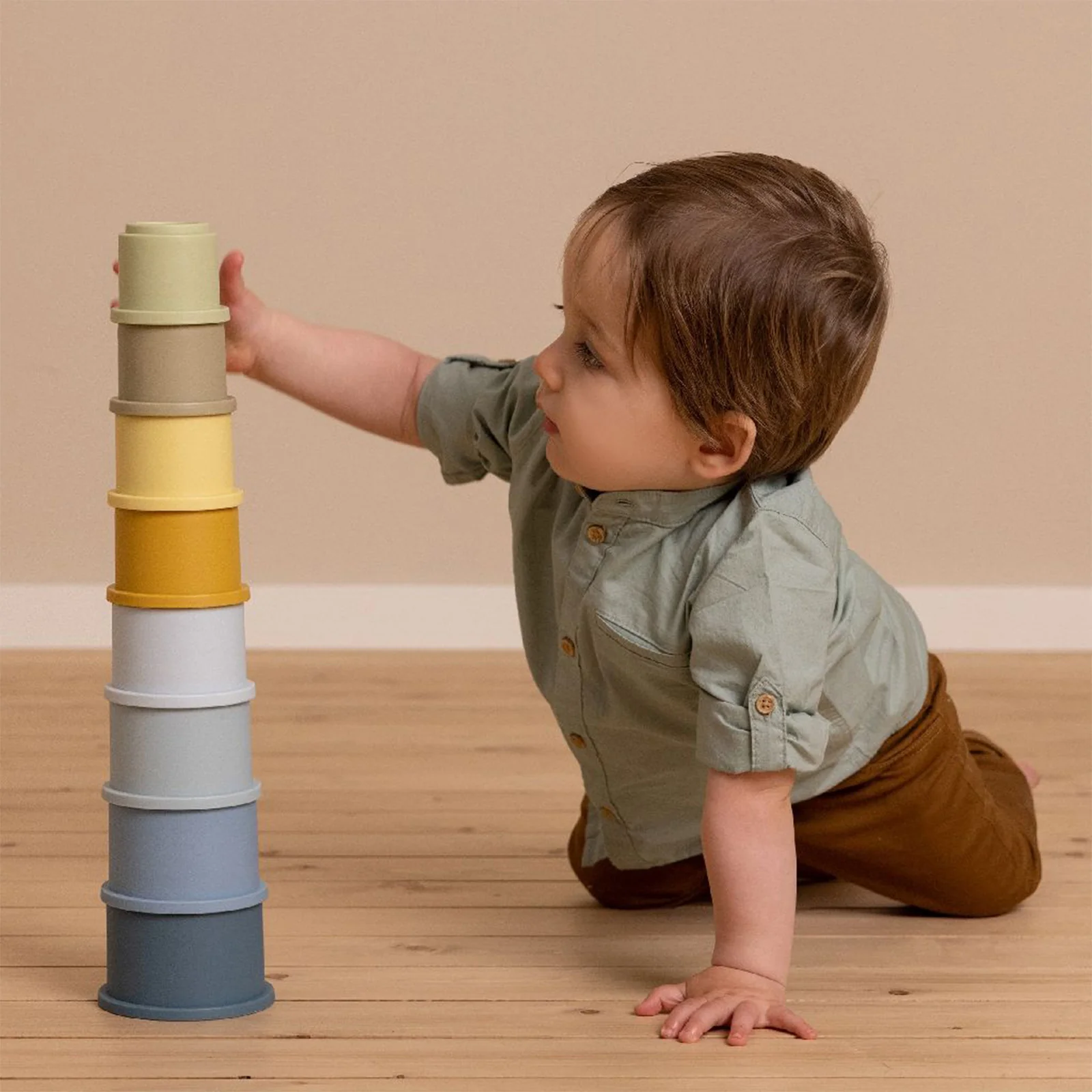 Little Dutch Blue Stacking Cups - Image 3