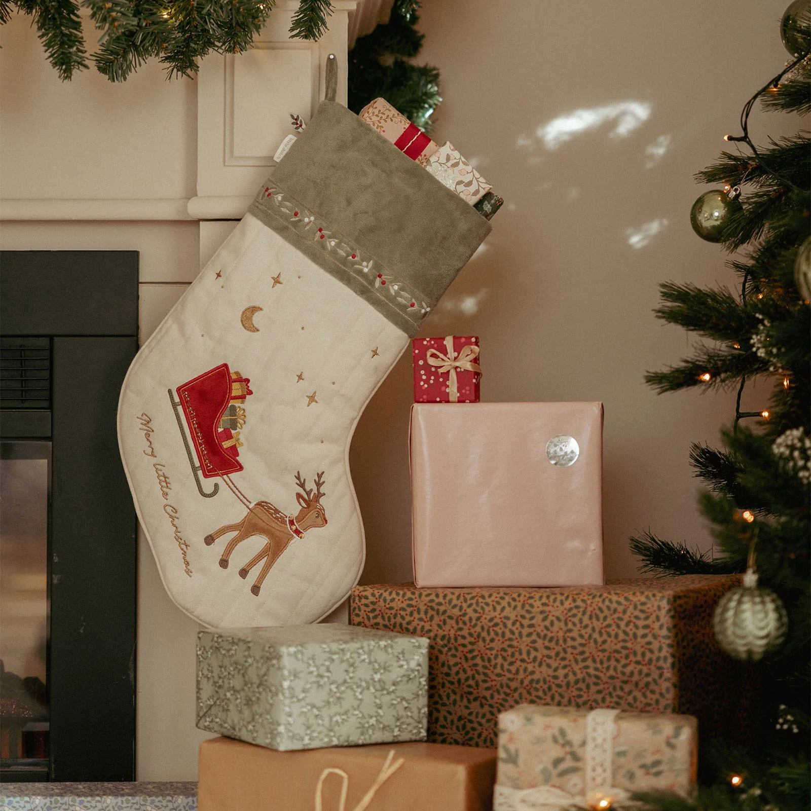 Little Dutch Christmas Stocking - Image 2