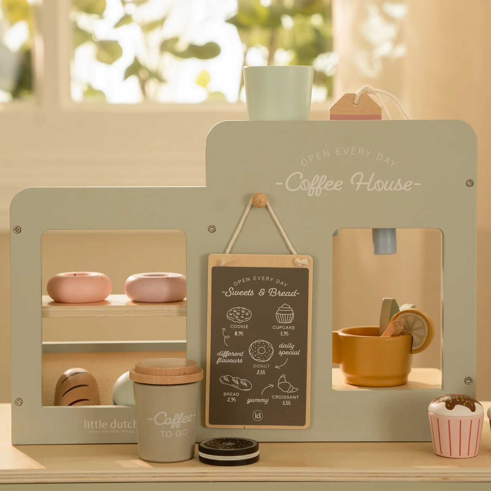 Little Dutch Coffee Corner - Image 3