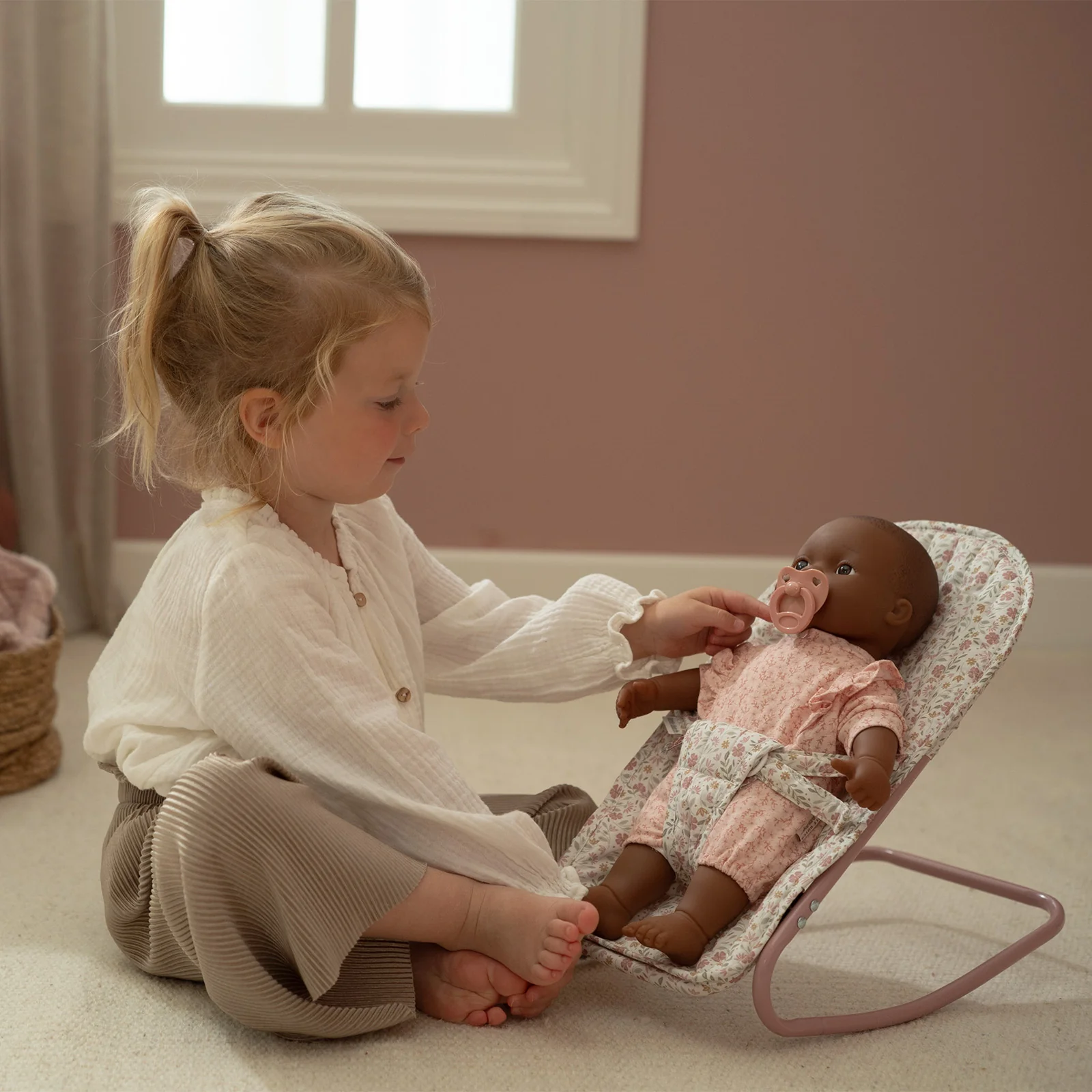 Little Dutch Doll Bouncer - Image 3