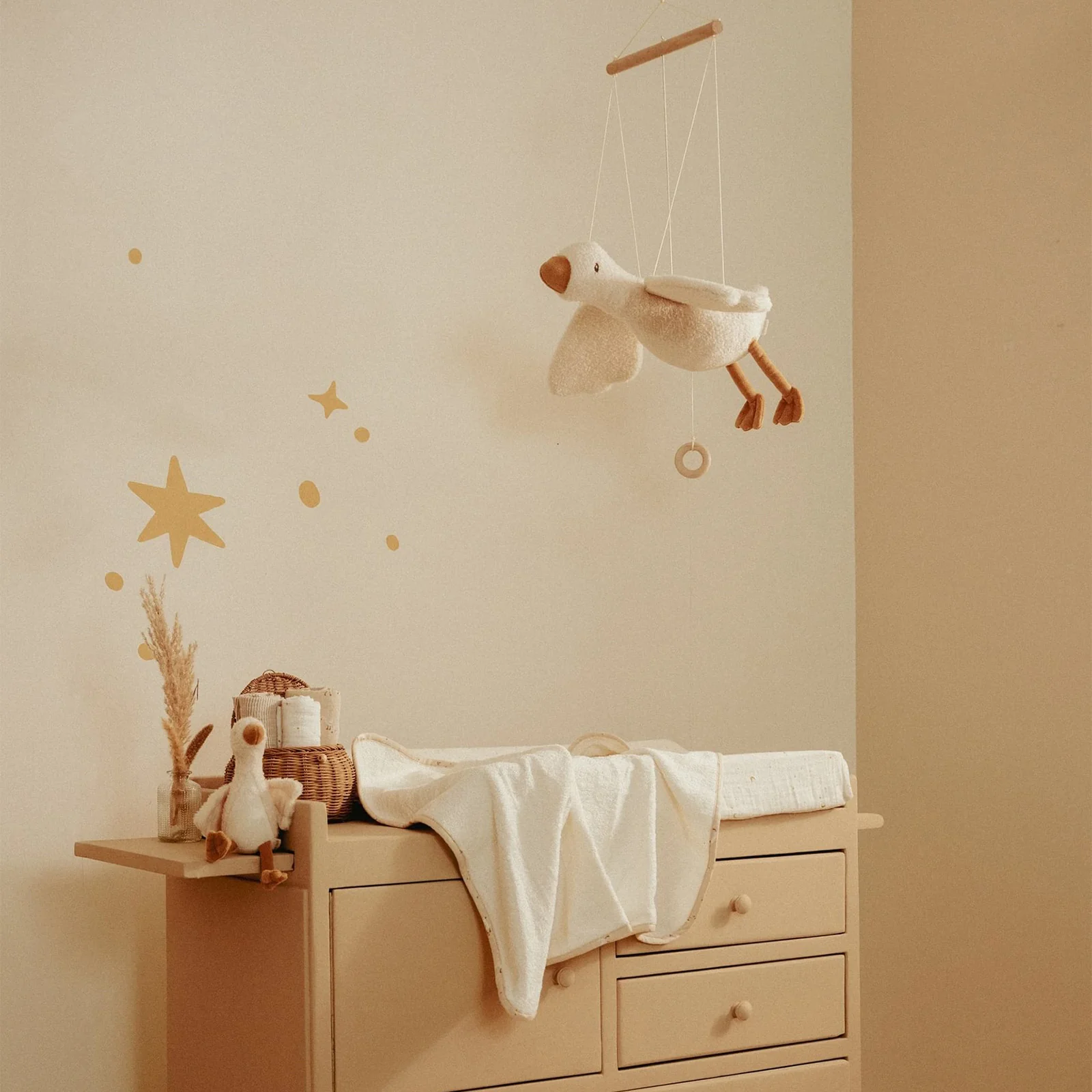 Little Dutch Flying Goose Decoration - Image 3