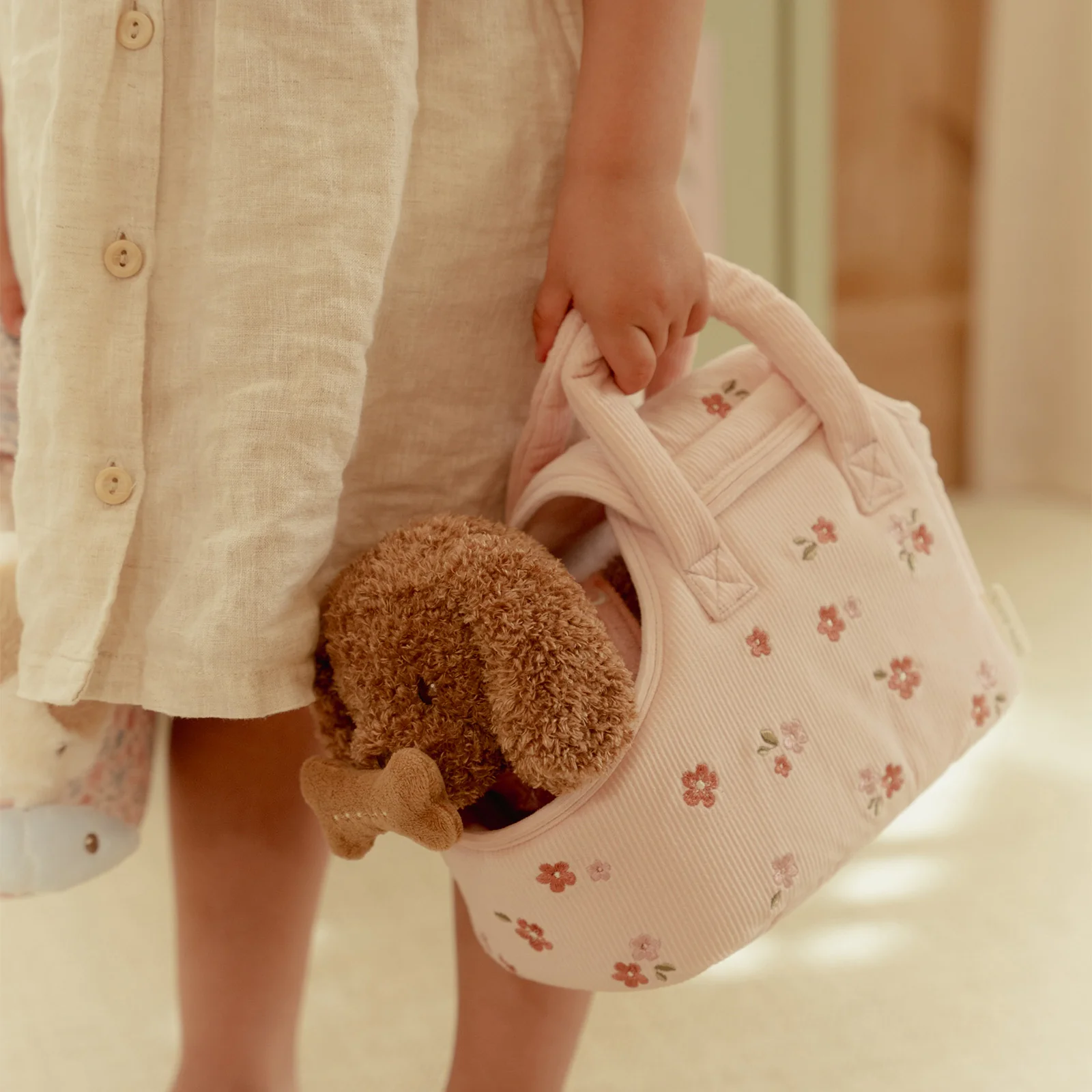 Little Dutch Jackie In Bag Plush Dog - Image 4