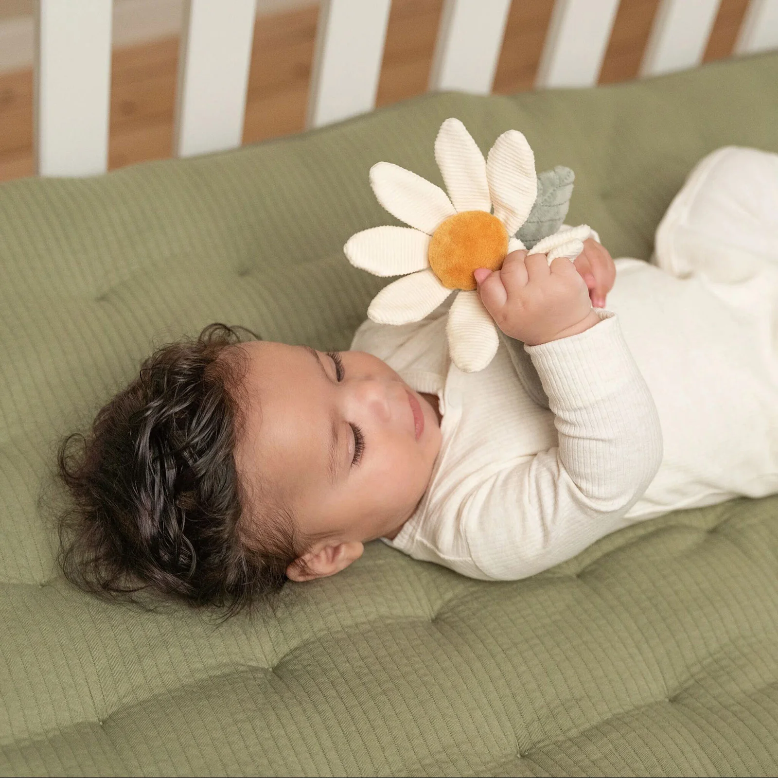 Little Dutch Little Farm Rattle Flower - Image 2