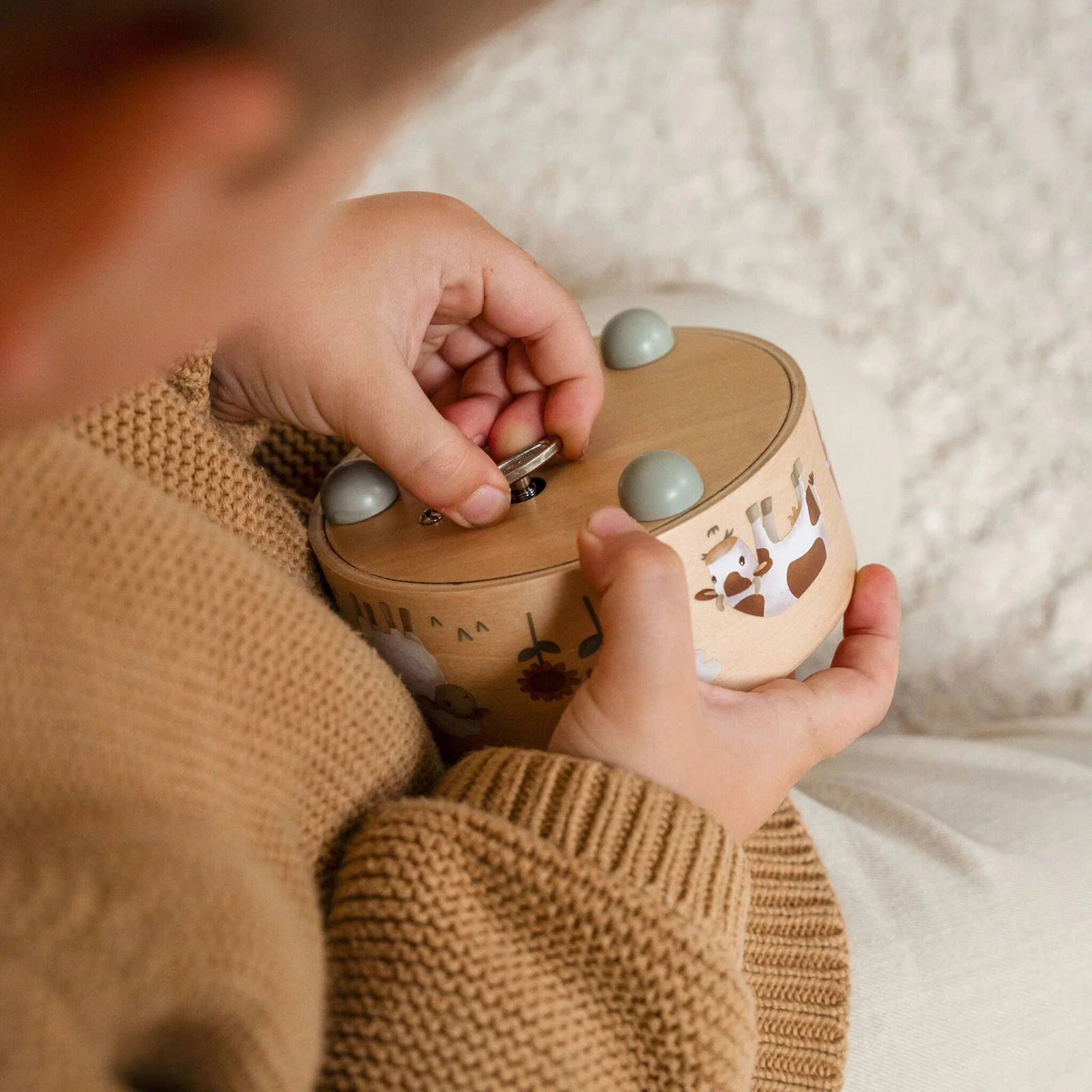 Little Dutch Little Farm Wooden Music Box - Image 3