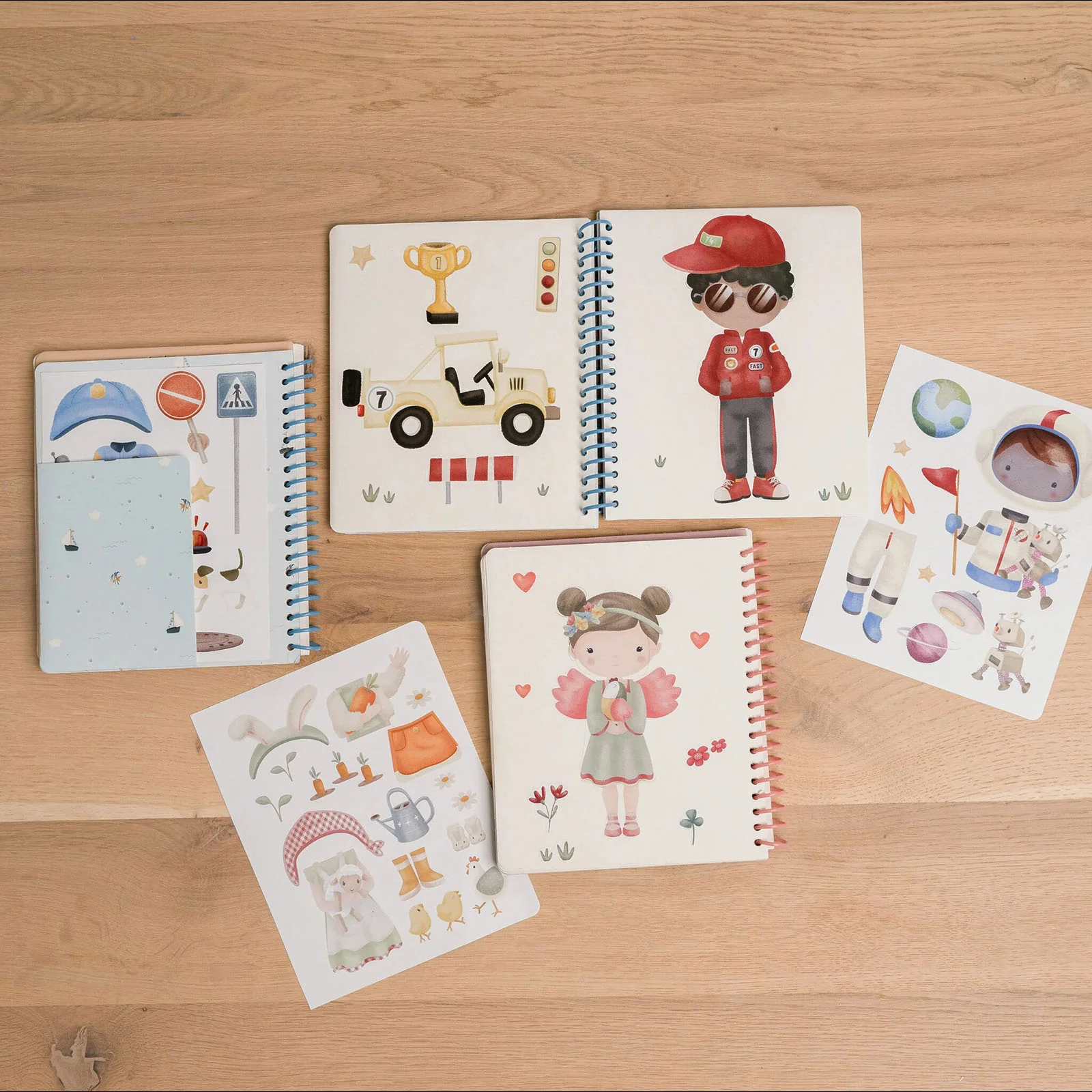 Little Dutch Jim & Friends Dress Me Up Book - Image 4