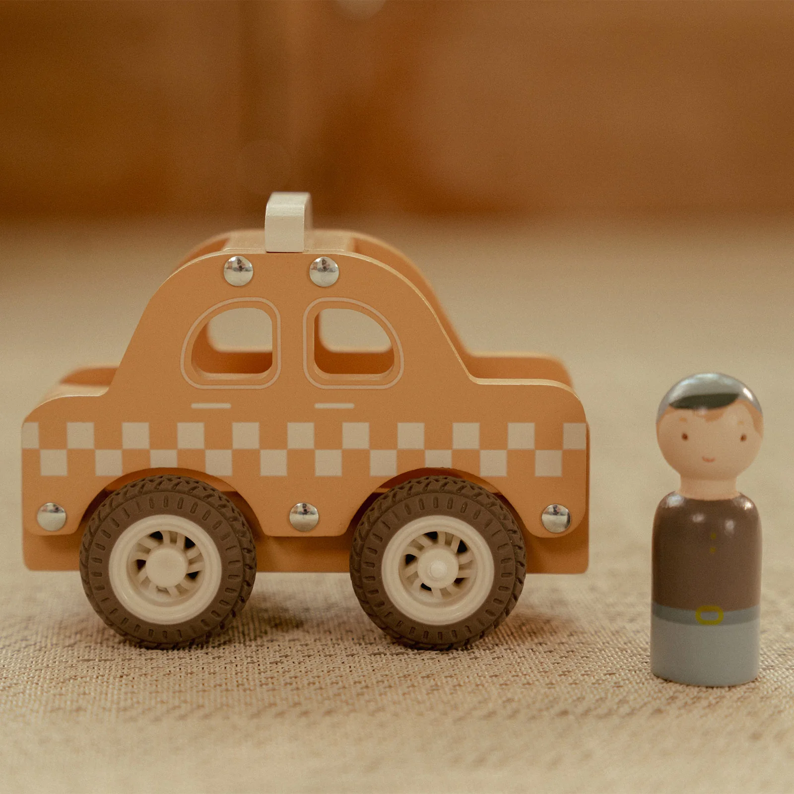 Little Dutch Taxi - Image 2