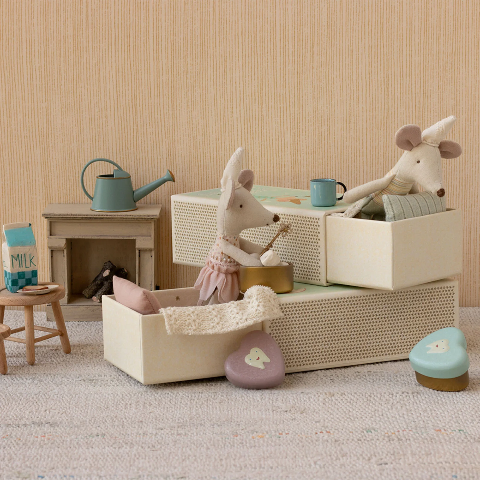 Maileg Tooth Fairy Little Sister Mouse In Matchbox - Image 2