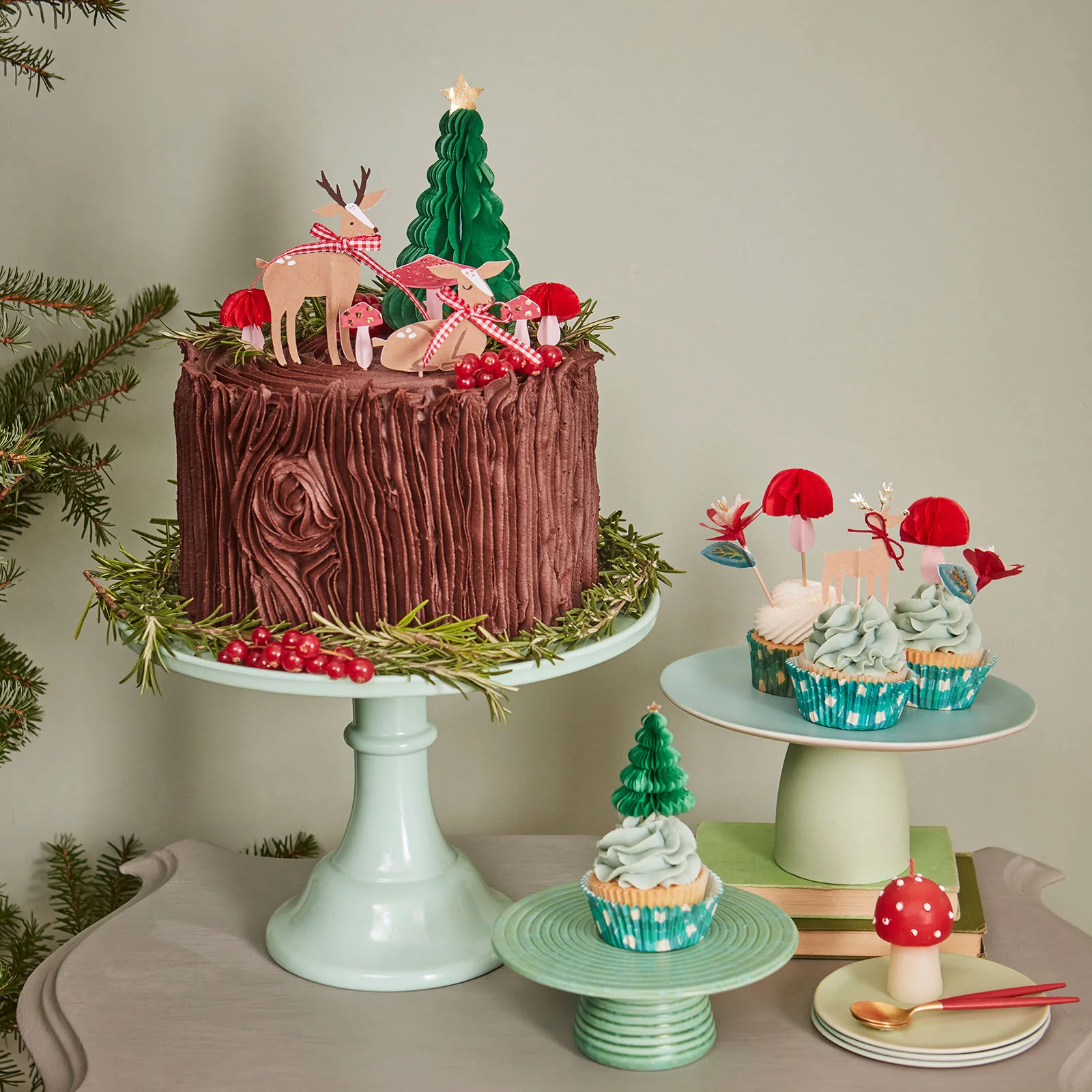Meri Meri Winter Woodland Cupcake Kit - Image 2