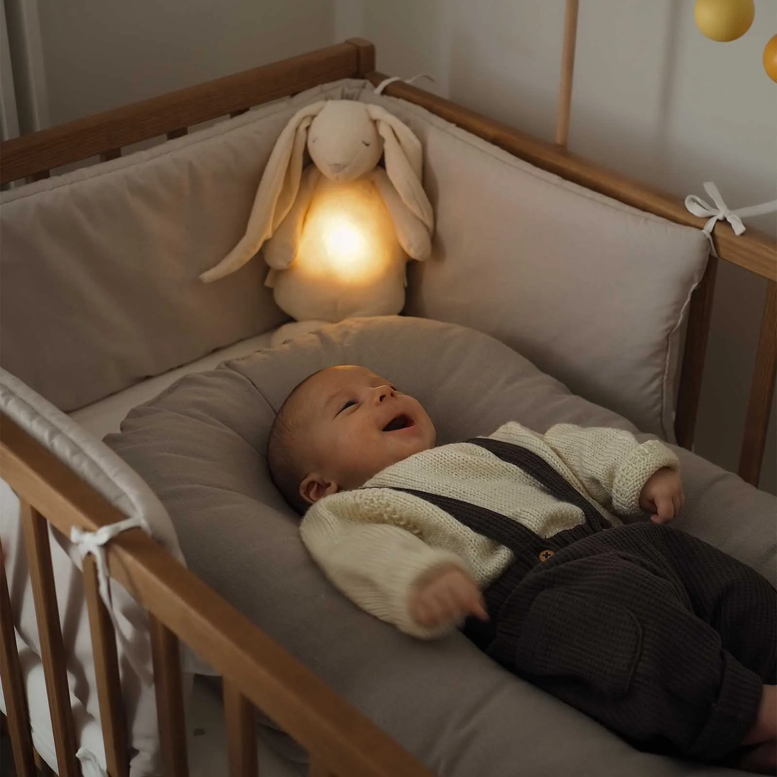 Moonie Humming Bunny Night Light - Image 3