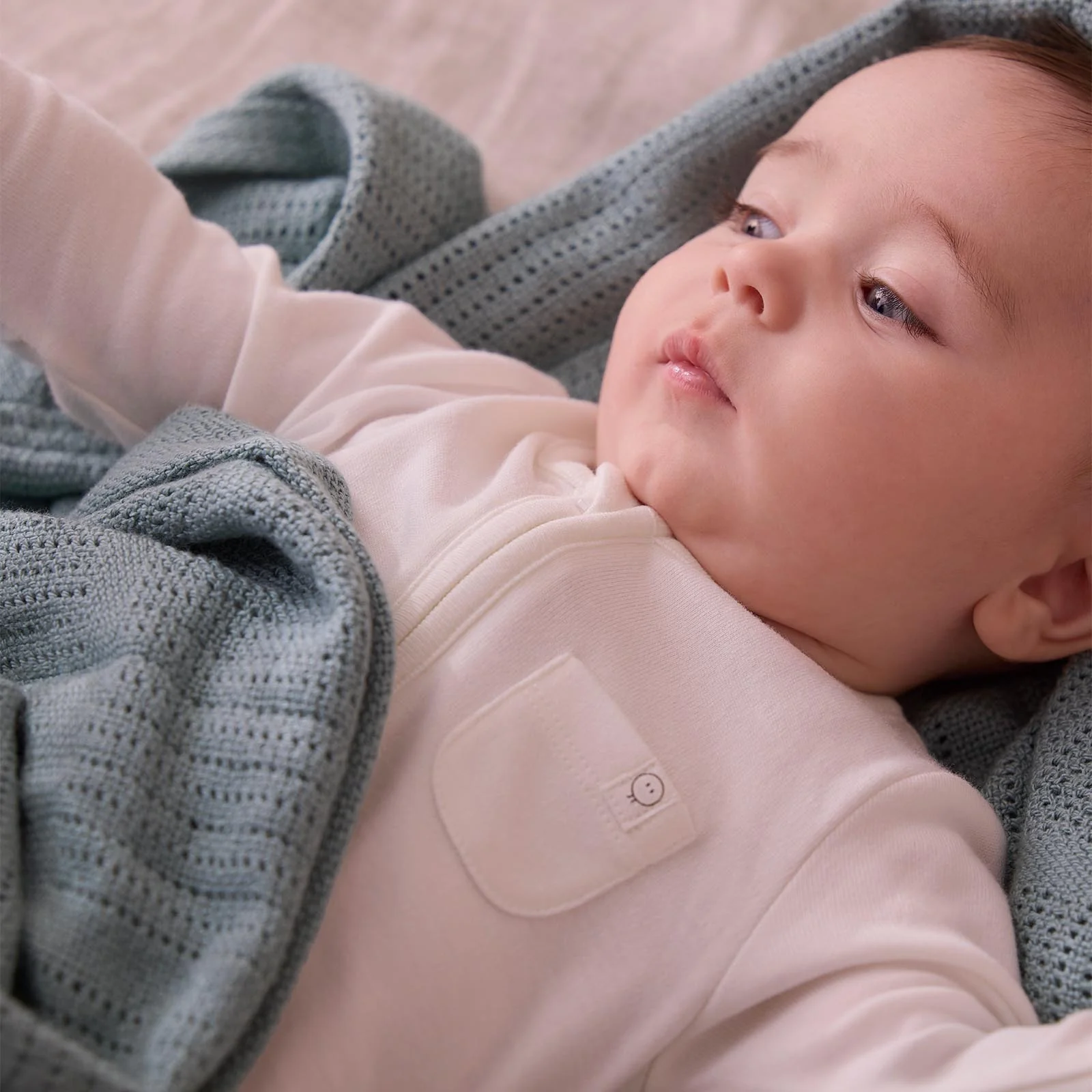 Cellular Blanket - Image 16