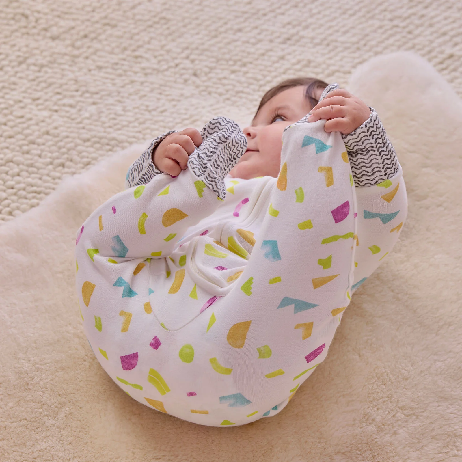 MORI x Lovevery Shapes Clever Zip Sleepsuit - Image 2