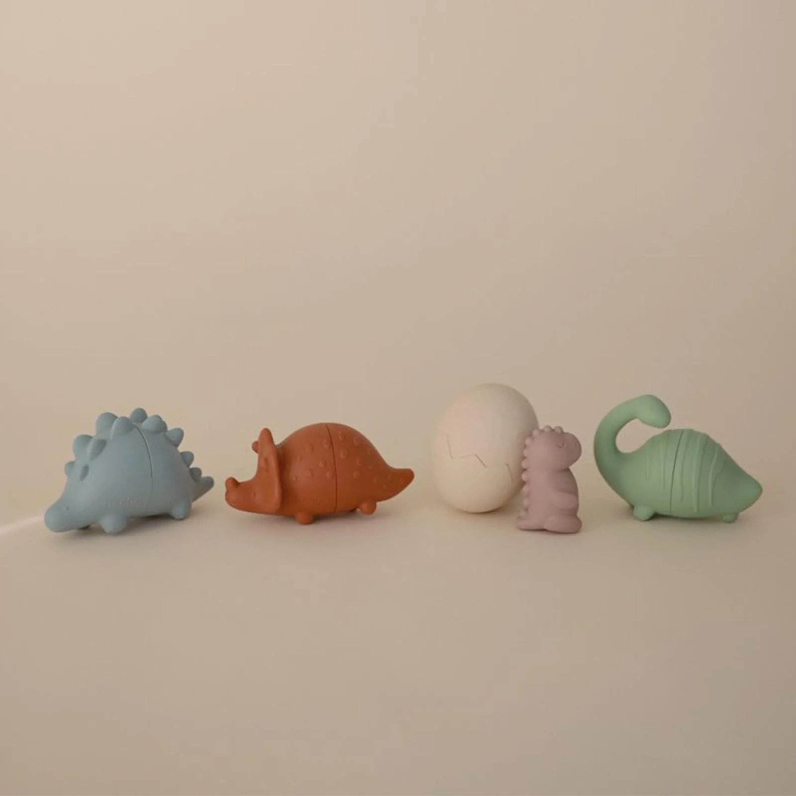 Mushie Dino Bath Play Set - Image 4