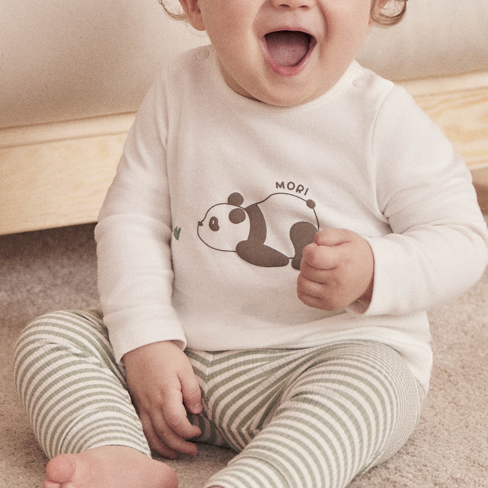 Panda T-Shirt & Leggings Outfit - Image 6