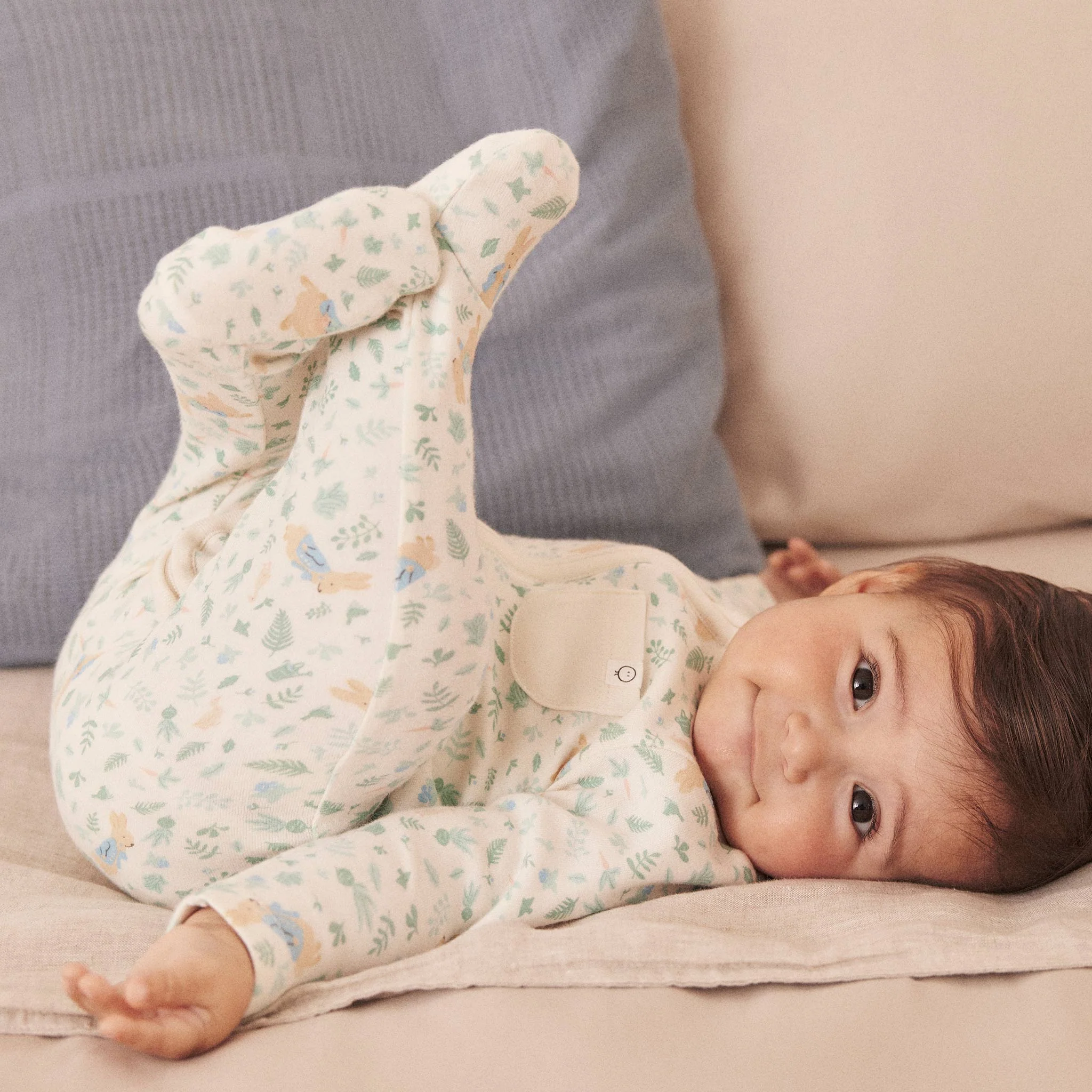 Peter Rabbit Clever Zip Sleepsuit