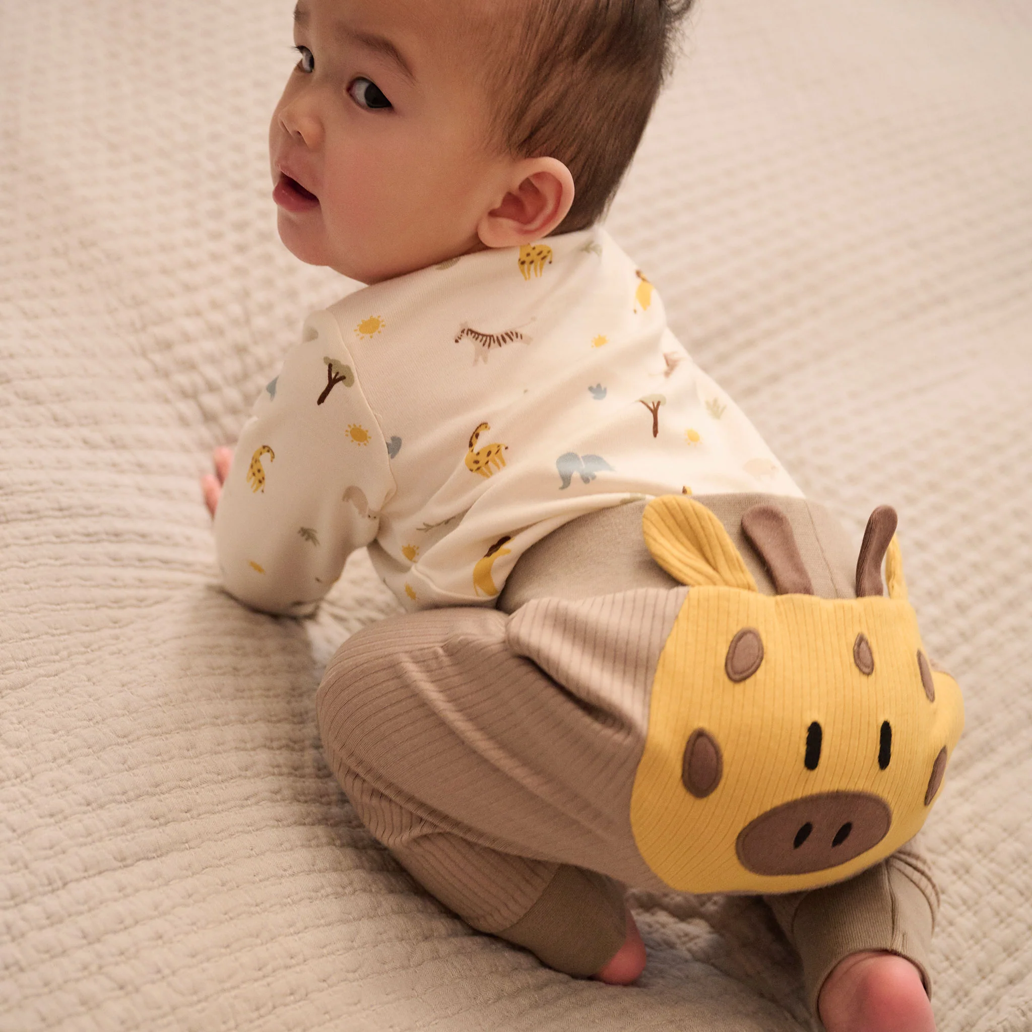 Safari Long Sleeve Bodysuit 4 Pack - Image 4