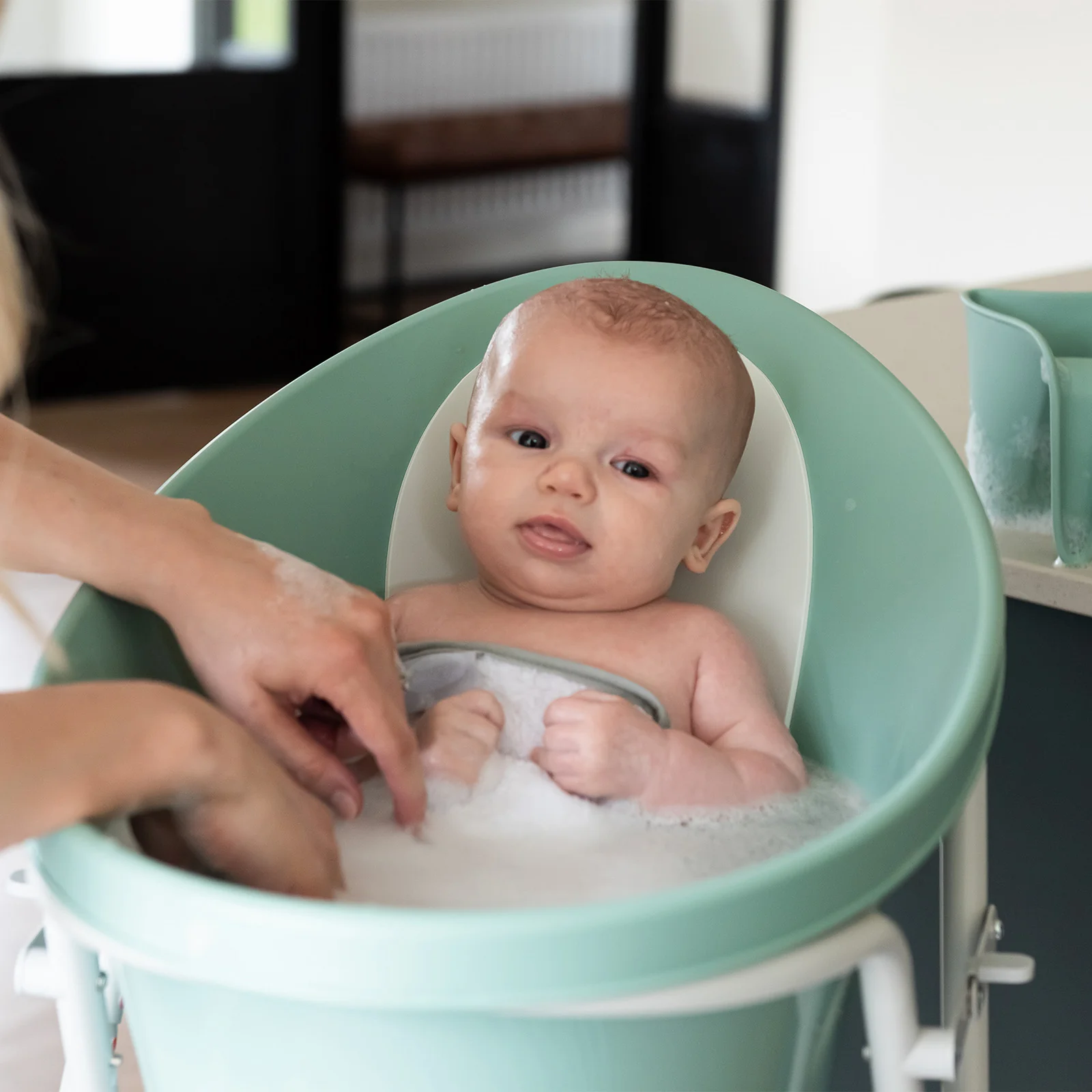 Shnuggle Newborn Baby Bath - Eucalyptus - Image 5