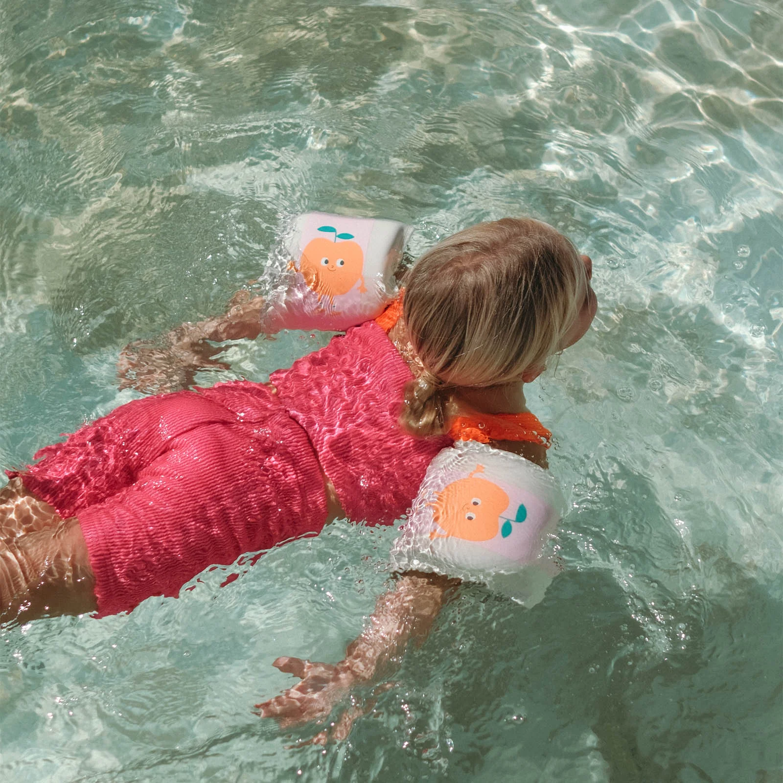 Sunnylife Kids Arm Bands - Poppy Peach - Image 3