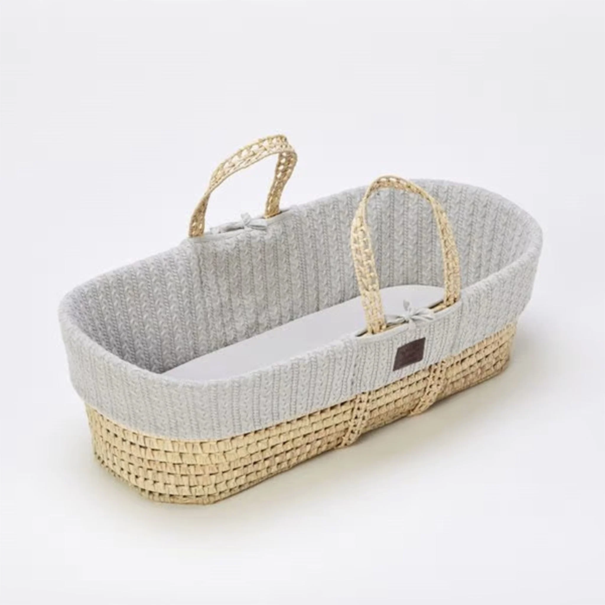 The Little Green Sheep Moses Basket, Mattress & Stand Bundle - Image 3
